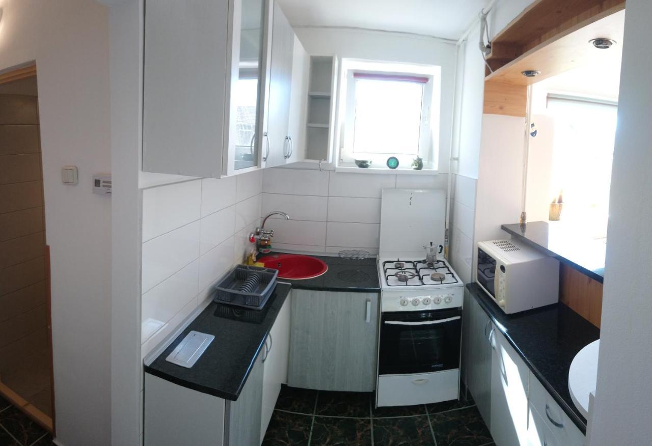 Simple And Comfortable Apartamento Miercurea Ciuc Exterior foto
